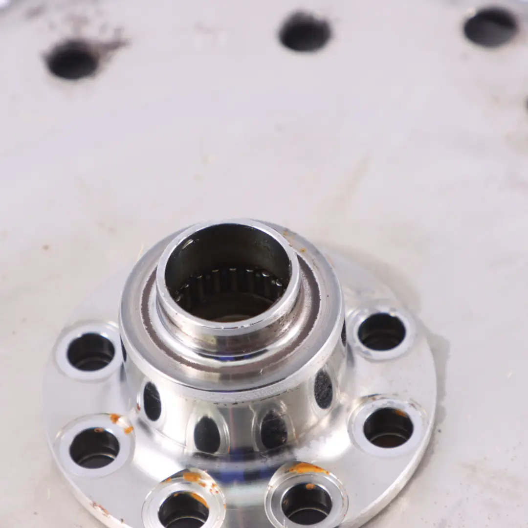 CNCD Porta Volante Embrague Manual para Audi Q5 8R 2.0 TFSI con número de pieza 06H105323P Audi Q5 8R 2.0 TFSI CNCD Porta Volante Embrague Manual - SKU 06H105323P - Número de pieza 06H105323P