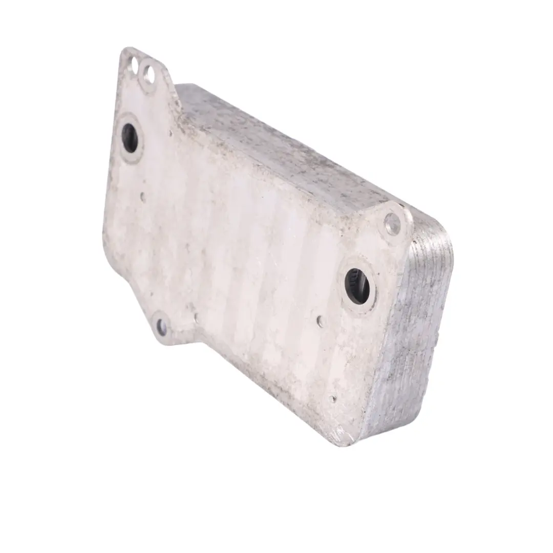 Transmisión Radiador Enfriador de Aceite Unidad para VW Passat B7 con número de pieza 0BH317019A VW Passat B7 Transmisión Radiador Enfriador de Aceite Unidad - SKU 0BH317019A - Número de pieza 0BH317019A