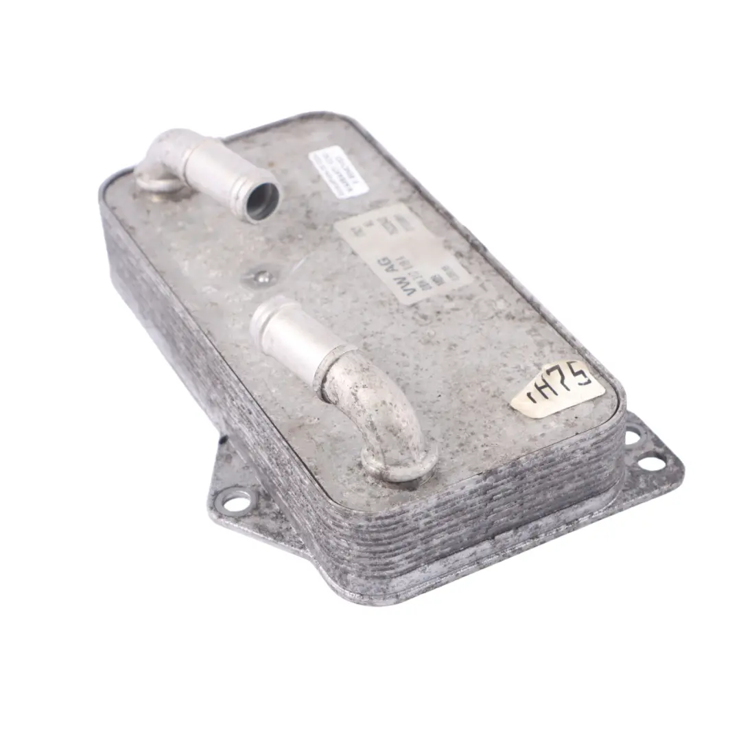 Unità di raffreddamento radiatore dell'olio trasmissione per VW Passat B7 con numero di parte 0BH317019A VW Passat B7 Unità di raffreddamento radiatore dell'olio trasmissione - SKU 0BH317019A - Numero di parte 0BH317019A