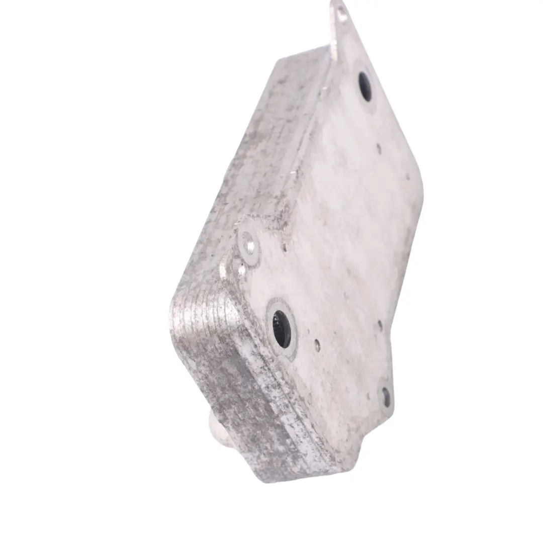 Unità di raffreddamento radiatore dell'olio trasmissione per VW Passat B7 con numero di parte 0BH317019A VW Passat B7 Unità di raffreddamento radiatore dell'olio trasmissione - SKU 0BH317019A - Numero di parte 0BH317019A