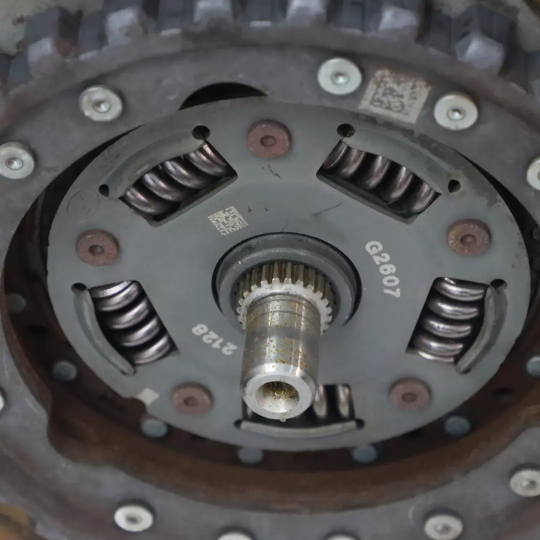 Gearbox 7 Speed DSG MHH WARRANTY to Volkswagen Golf VII Mk7 Automatic with Part number 0CG301103A Volkswagen Golf VII Mk7 Automatic Gearbox 7 Speed DSG MHH WARRANTY - SKU 0CG301103A - Part number 0CG301103A