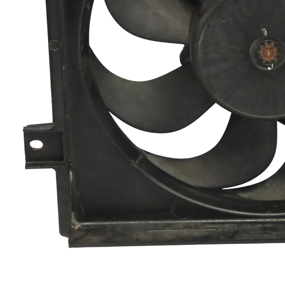 Carcasa del ventilador del radiador para Volkswagen New Beetle 1C con número de pieza 1C0121207C Volkswagen New Beetle 1C Carcasa del ventilador del radiador - SKU 1C0121207C-1 - Número de pieza 1C0121207C