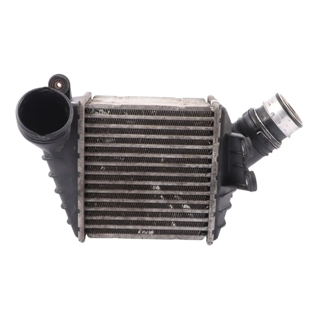 BSW Raffreddatore carica intercooler per Volkswagen New Beetle 1.9 TDI con numero di parte 1C0145803G Volkswagen New Beetle 1.9 TDI BSW Raffreddatore carica intercooler - SKU 1C0145803G - Numero di parte 1C0145803G