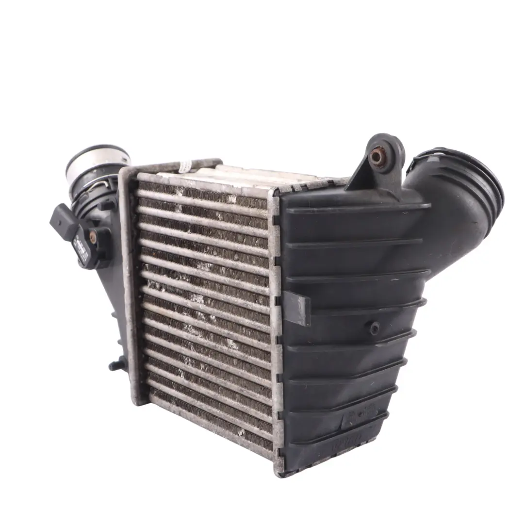 BSW Raffreddatore carica intercooler per Volkswagen New Beetle 1.9 TDI con numero di parte 1C0145803G Volkswagen New Beetle 1.9 TDI BSW Raffreddatore carica intercooler - SKU 1C0145803G - Numero di parte 1C0145803G