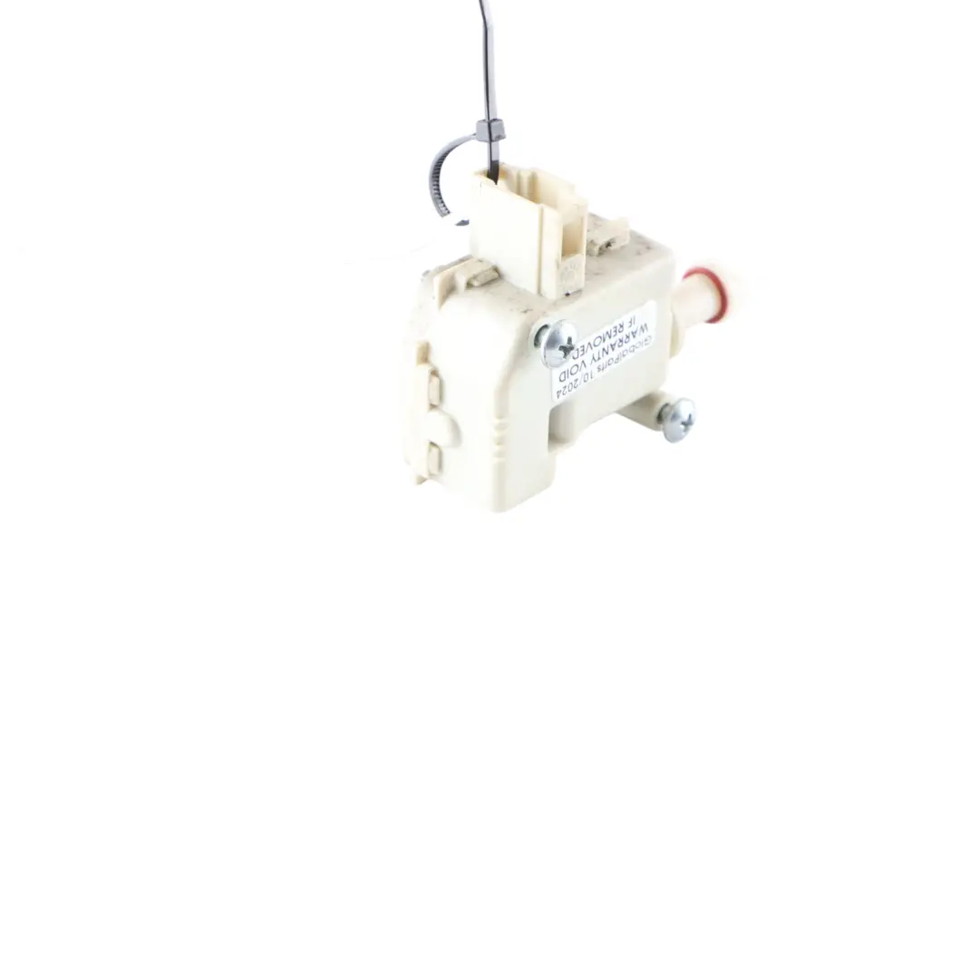 Actuador tapa depósito combustible liberación solenoide para VW New Beetle con número de pieza 1C0810773 VW New Beetle Actuador tapa depósito combustible liberación solenoide - SKU 1C0810773 - Número de pieza 1C0810773