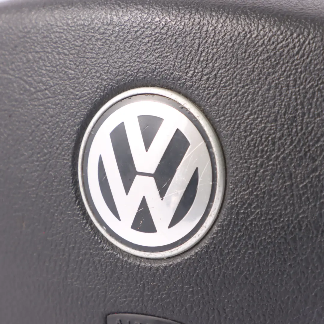 Steering Wheel Air Module Driver's Side Black to Volkswagen New Beetle with Part number 1C0880201M Volkswagen New Beetle Steering Wheel Air Module Driver's Side Black - SKU 1C0880201M - Part number 1C0880201M