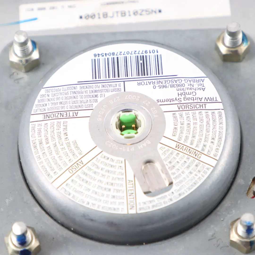 Módulo De Aire Lado Del Conductor Negro para Volkswagen New Beetle Volante con número de pieza 1C0880201M Volkswagen New Beetle Volante Módulo De Aire Lado Del Conductor Negro - SKU 1C0880201M - Número de pieza 1C0880201M