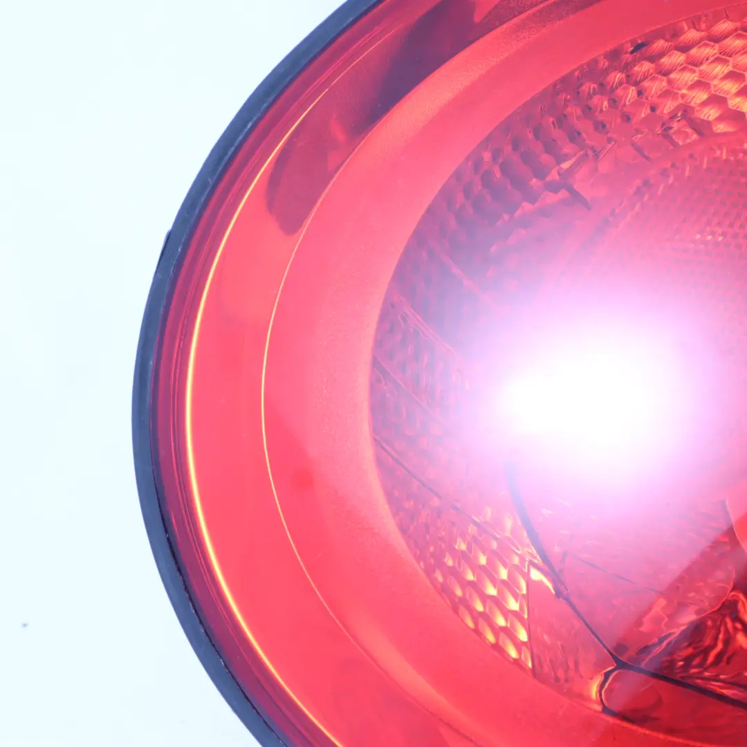 Volkswagen New Beetle Rücklicht Lampe Hinten Links 1C0945172F - SKU 1C0945171F - Teilenummer 1C0945171F