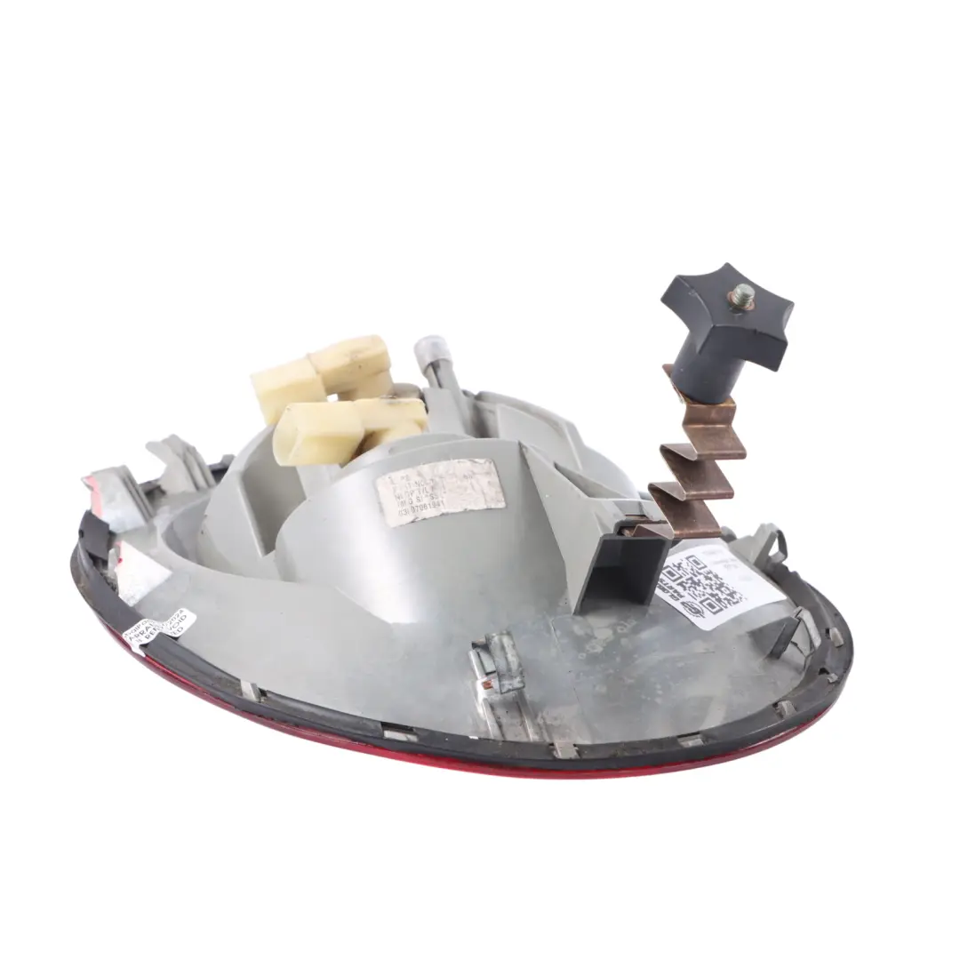 Rücklicht Lampe Hinten Rechts für Volkswagen New Beetle mit Teilenummer 1C0945172F Volkswagen New Beetle Rücklicht Lampe Hinten Rechts - SKU 1C0945172F - Teilenummer 1C0945172F