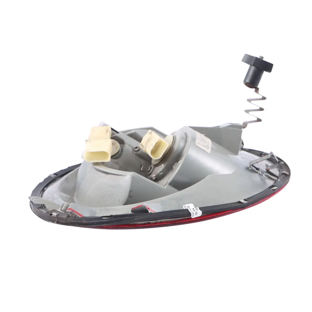 Lampa Tylna Prawa Tył do Volkswagen New Beetle o numerze 1C0945172F Volkswagen New Beetle Lampa Tylna Prawa Tył - SKU 1C0945172F - Numer Części 1C0945172F