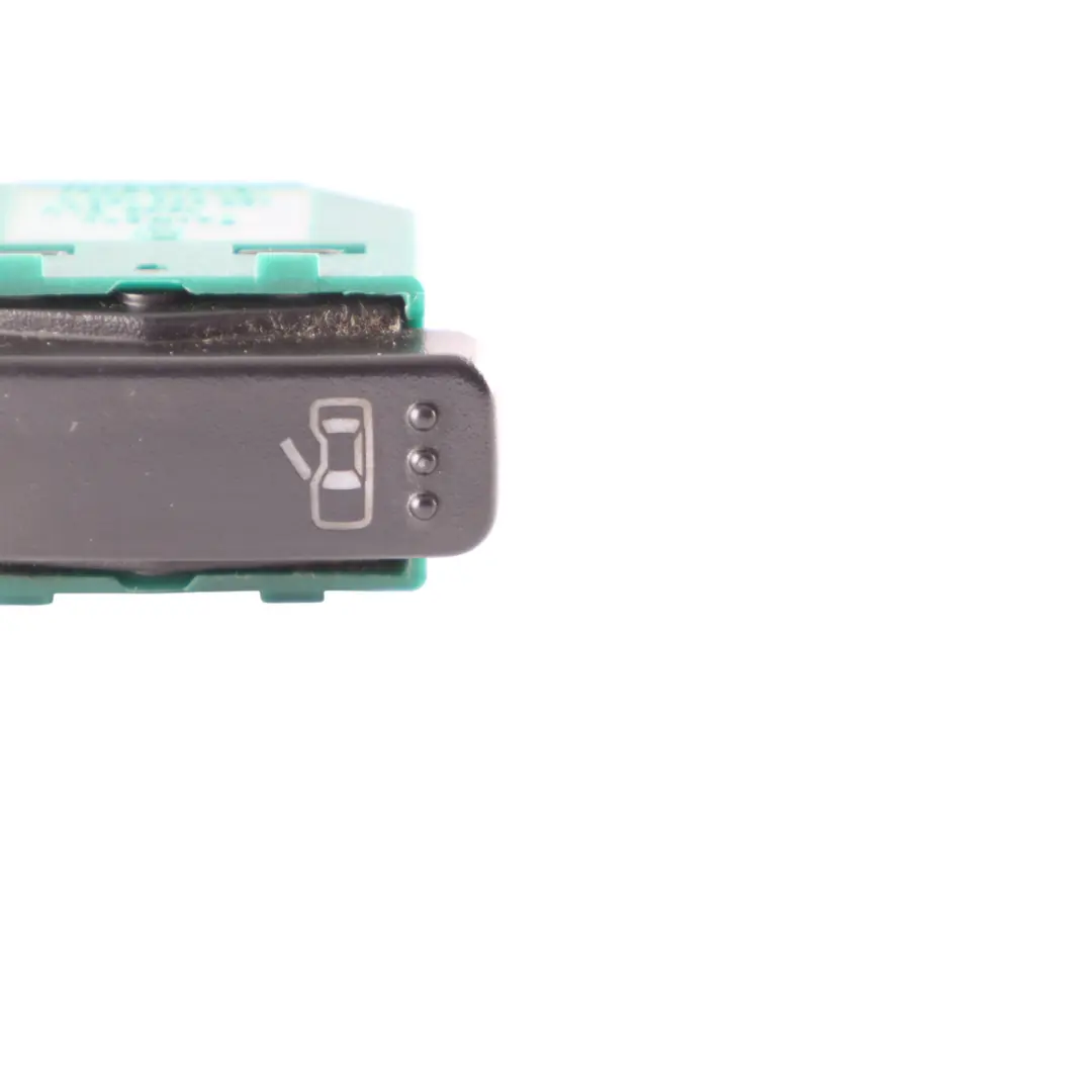 Central Locking Door Button Switch Panel to VW Volkswagen New Beetle with Part number 1C0962125A VW Volkswagen New Beetle Central Locking Door Button Switch Panel - SKU 1C0962125A - Part number 1C0962125A