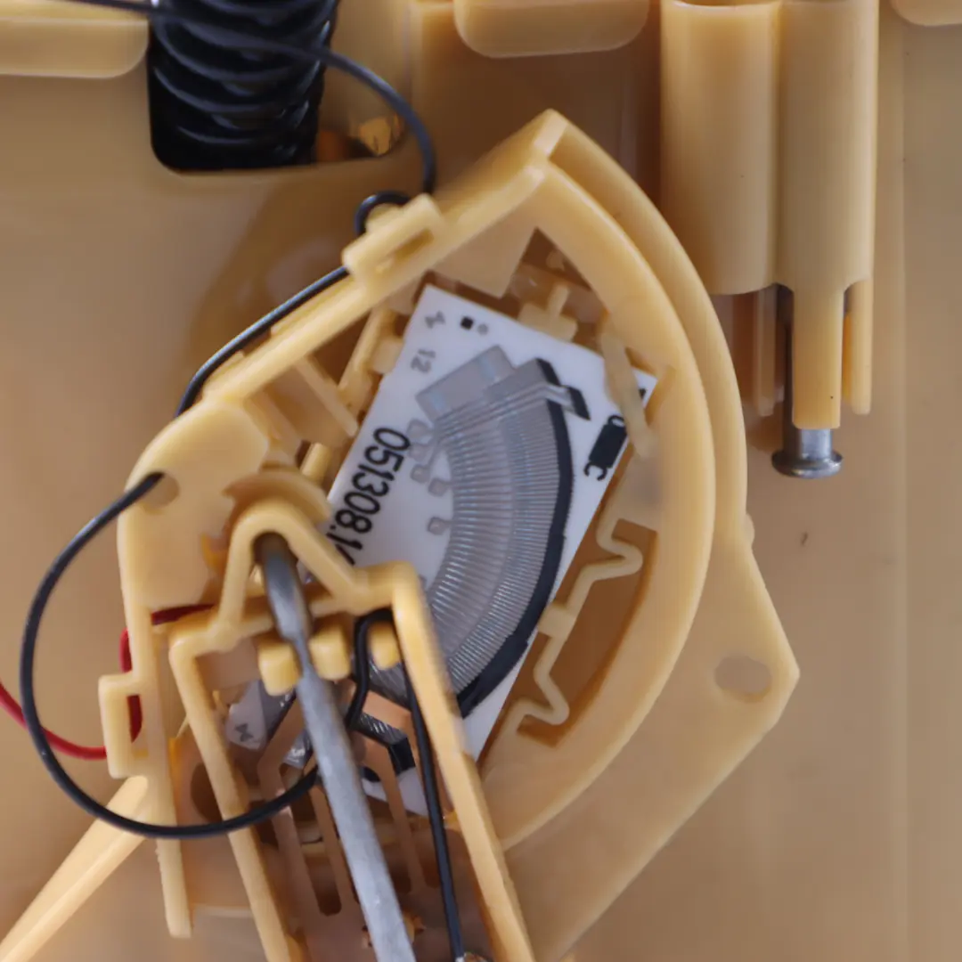 Kraftstoffpumpe Sender für Audi Volkswagen Seat Skoda 1.9 TDI Diesel mit Teilenummer 1J0919050 Audi Volkswagen Seat Skoda 1.9 TDI Diesel Kraftstoffpumpe Sender - SKU 1J0919050 - Teilenummer 1J0919050