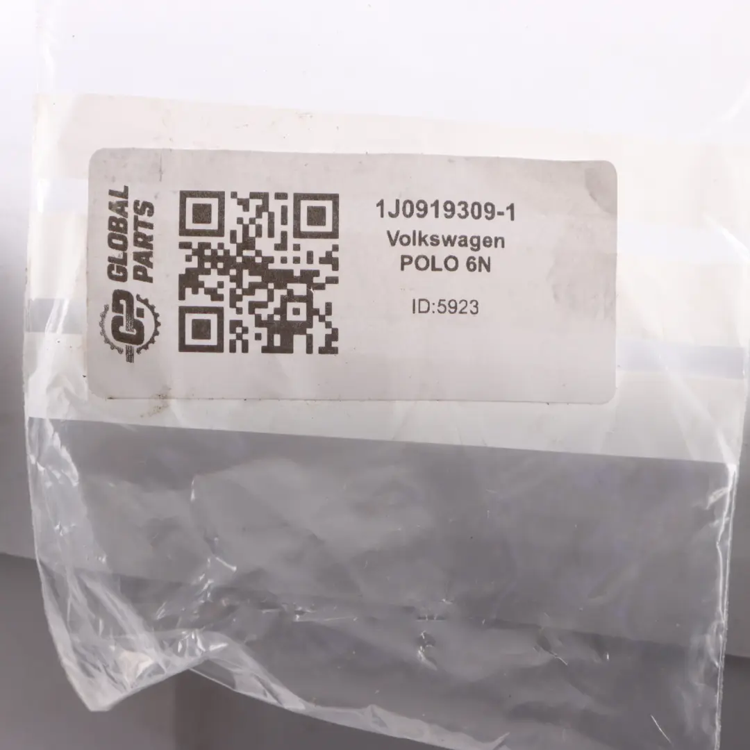 6N Cigarette Lighter Socket Plug 1J0919309 to VW Volkswagen Polo with Part number 1J0919309-1 VW Volkswagen Polo 6N Cigarette Lighter Socket Plug 1J0919309 - SKU 1J0919309-1 - Part number 1J0919309-1