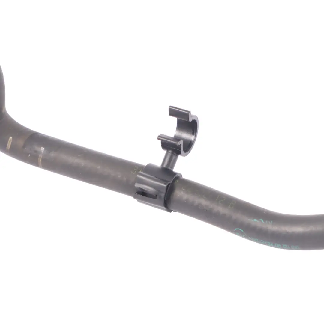 Tuyau De Refroidissement D'Eau Tube 1.4 TSI pour Volkswagen Touran 1T à propos du numéro de pièce 1K0121070BB Volkswagen Touran 1T Tuyau De Refroidissement D'Eau Tube 1.4 TSI - SKU 1K0121070BB - Numéro de pièce 1K0121070BB