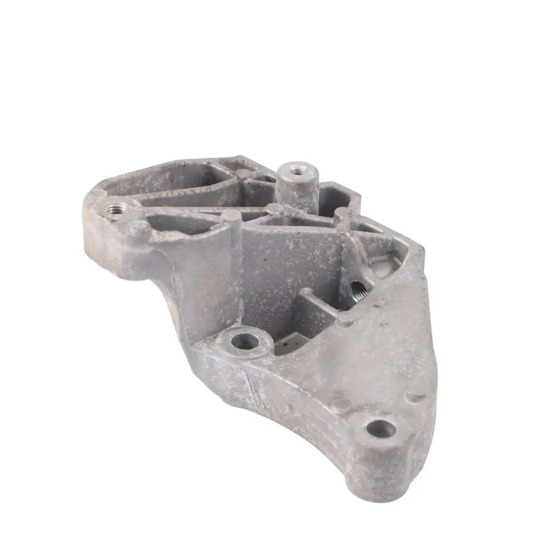 Wspornik mocowania Łapa Skrzyni Biegów do VW Volkswagen Passat B6 o numerze 1K0199117CK VW Volkswagen Passat B6 Wspornik mocowania Łapa Skrzyni Biegów - SKU 1K0199117CK - Numer Części 1K0199117CK