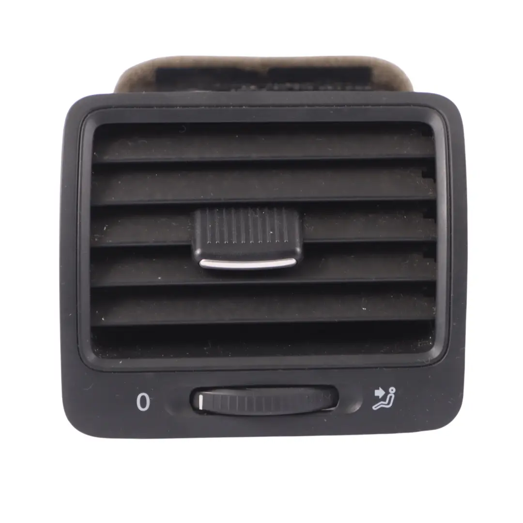 VW Golf 1K Air Vent Heater Outlet Trim Grille Right O/S - SKU 1K0819704D - Part number 1K0819704D