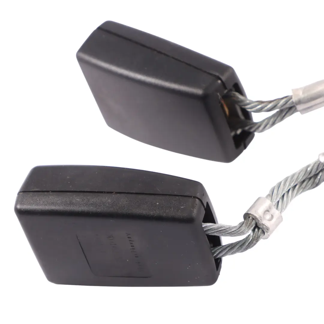 VW Golf V 5 1K Rücksitzbank Gurtstraffer Links Rechts - SKU 1K0857739H - Teilenummer 1K0857739H