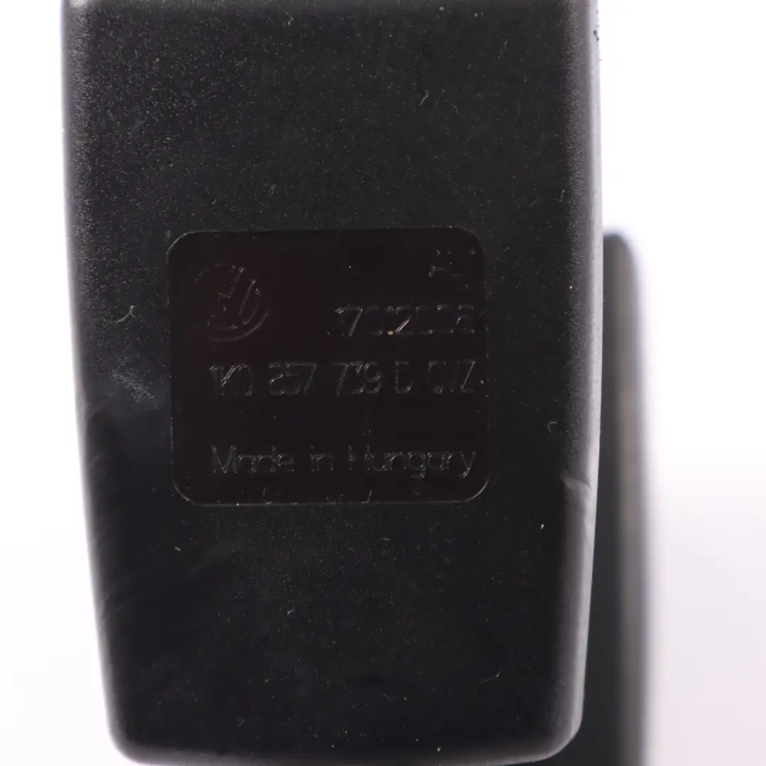 1K Tendeur banquette arrière gauche droite pour VW Golf V 5 à propos du numéro de pièce 1K0857739H VW Golf V 5 1K Tendeur banquette arrière gauche droite - SKU 1K0857739H - Numéro de pièce 1K0857739H