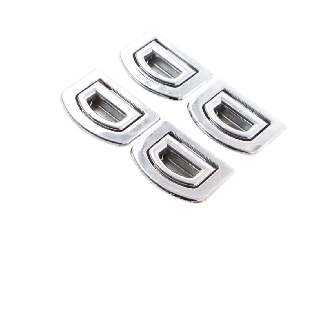 Ganci di fissaggio bagagliaio cromati Set x4 per Audi A4 B8 A5 8T con numero di parte 1K0864203 Audi A4 B8 A5 8T Ganci di fissaggio bagagliaio cromati Set x4 - SKU 1K0864203 - Numero di parte 1K0864203