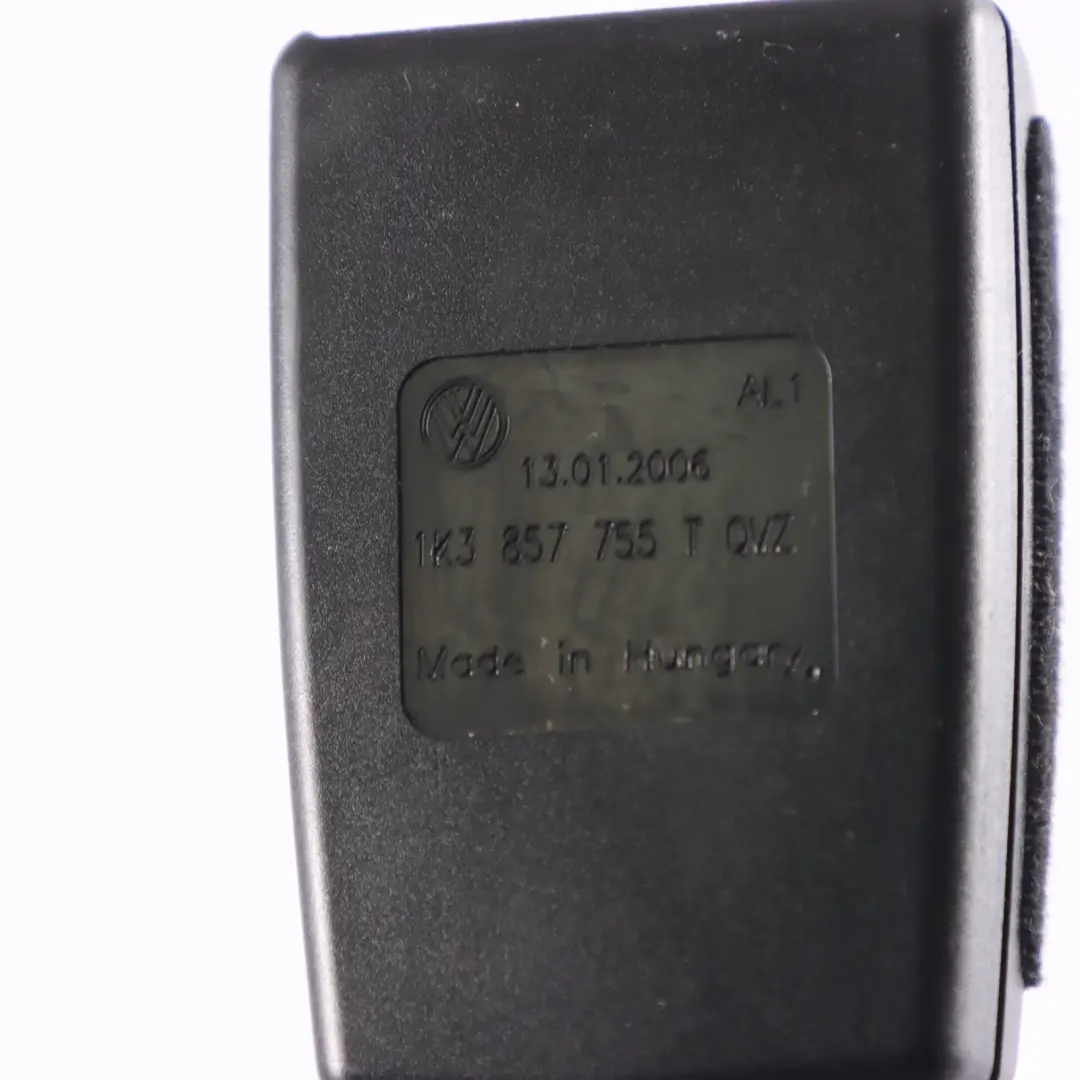 VW Golf V 5 1K Boucle tendeur ceinture sécurité avant gauche - SKU 1K3857755T - Numéro de pièce 1K3857755T