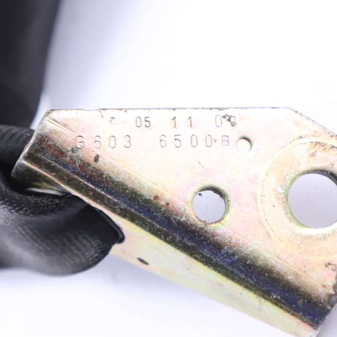 1K Ceinture de sécurité arrière droite noire pour VW Golf V 5 à propos du numéro de pièce 1K6857806F VW Golf V 5 1K Ceinture de sécurité arrière droite noire - SKU 1K6857806F - Numéro de pièce 1K6857806F