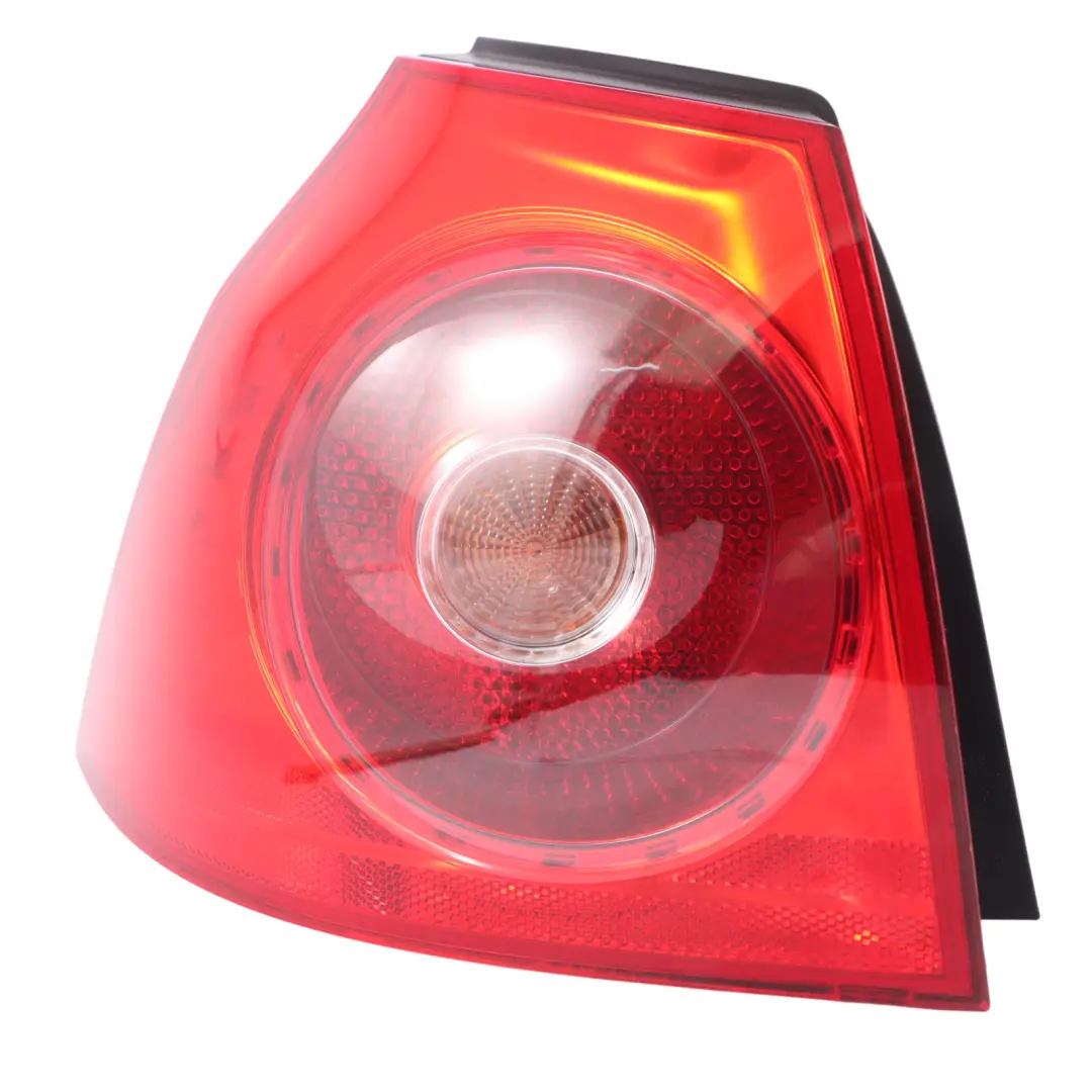 Mk5 1K Fanale posteriore esterno Sinistro per Volkswagen Golf con numero di parte 1K6945095N Volkswagen Golf Mk5 1K Fanale posteriore esterno Sinistro - SKU 1K6945095N - Numero di parte 1K6945095N