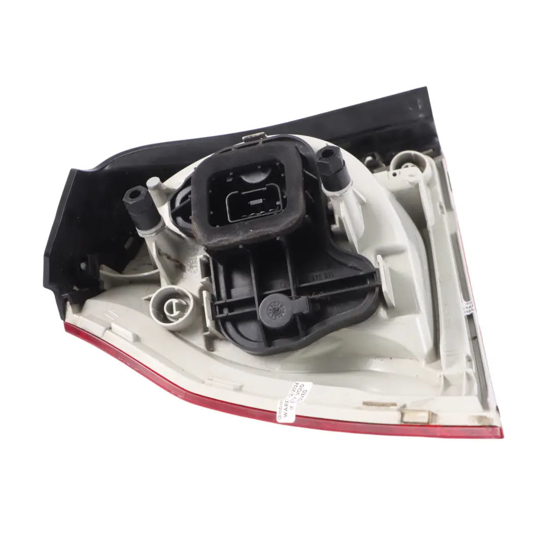 Mk5 1K Fanale posteriore esterno posteriore destro per Volkswagen Golf con numero di parte 1K6945096N Volkswagen Golf Mk5 1K Fanale posteriore esterno posteriore destro - SKU 1K6945096N - Numero di parte 1K6945096N