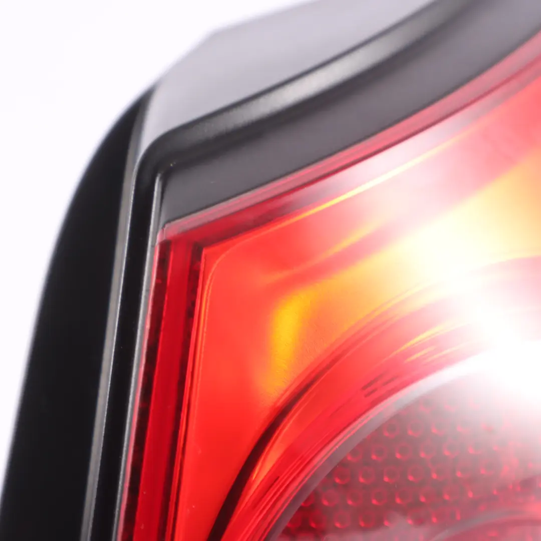 Mk5 1K Luz Trasera Luz Exterior Trasera Derecha para Volkswagen Golf con número de pieza 1K6945096N Volkswagen Golf Mk5 1K Luz Trasera Luz Exterior Trasera Derecha - SKU 1K6945096N - Número de pieza 1K6945096N