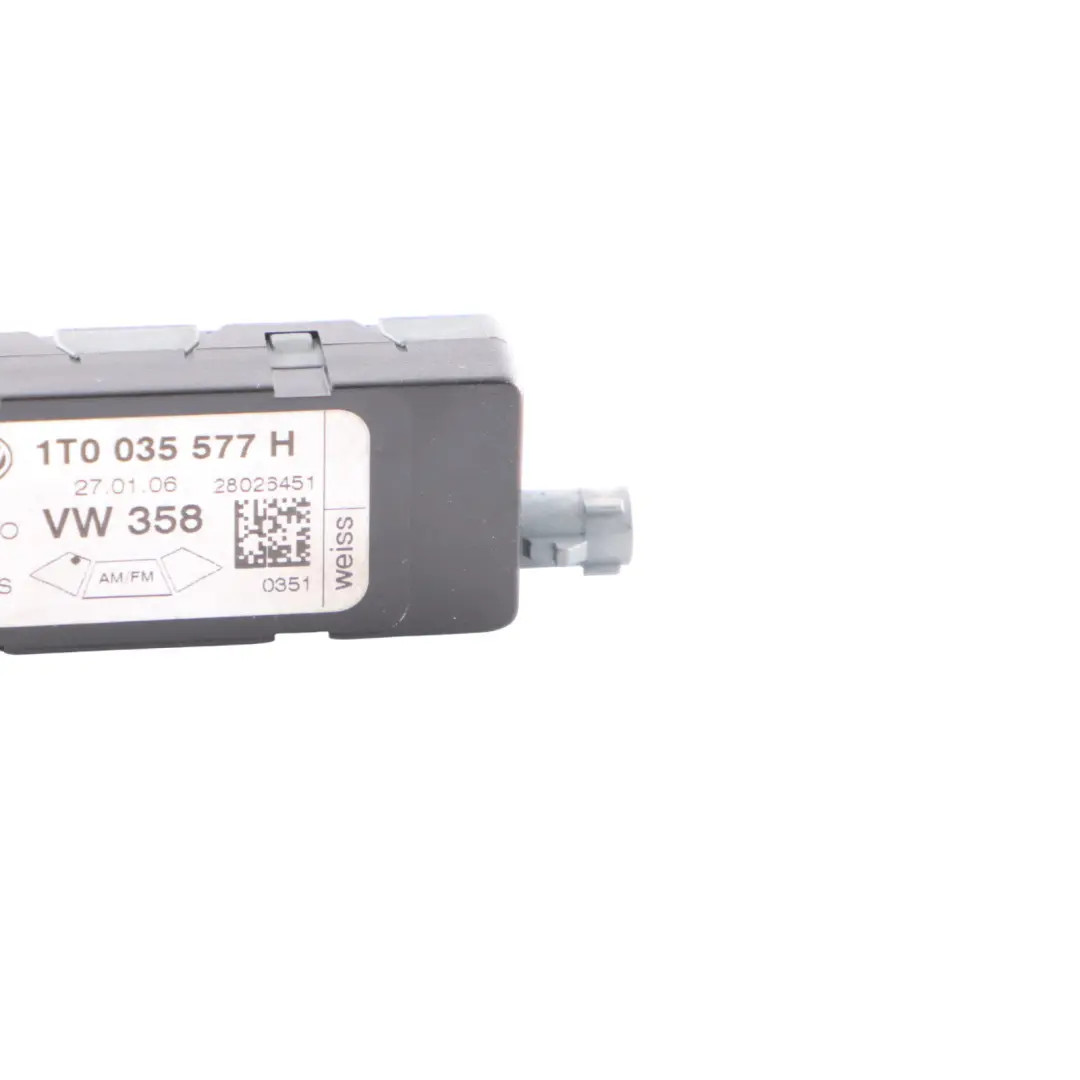 Volkswagen Touran 1T Antenna Amplifier Rear Left N/S AM/FM Module - SKU 1T0035577H - Part number 1T0035577H