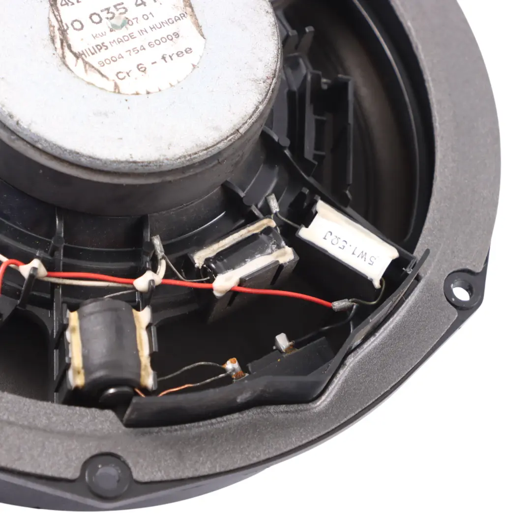 Haut parleur avant gauche droite Loudspeaker pour Volkswagen New Beetle à propos du numéro de pièce 1Y0035411M Volkswagen New Beetle Haut parleur avant gauche droite Loudspeaker - SKU 1Y0035411M - Numéro de pièce 1Y0035411M