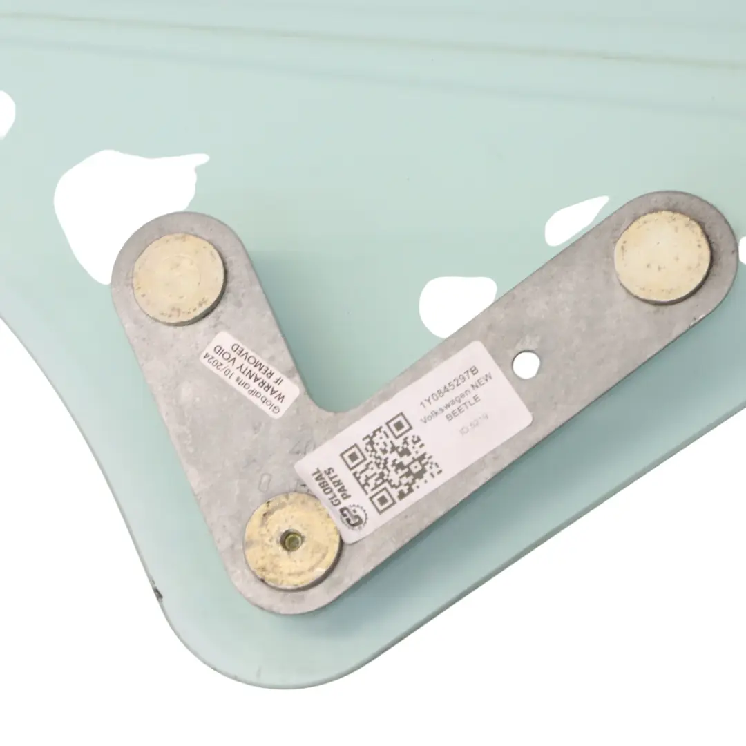 Heck Scheibenglas Links AS2 für VW Volkswagen New Beetle mit Teilenummer 1Y0845297B VW Volkswagen New Beetle Heck Scheibenglas Links AS2 - SKU 1Y0845297B - Teilenummer 1Y0845297B
