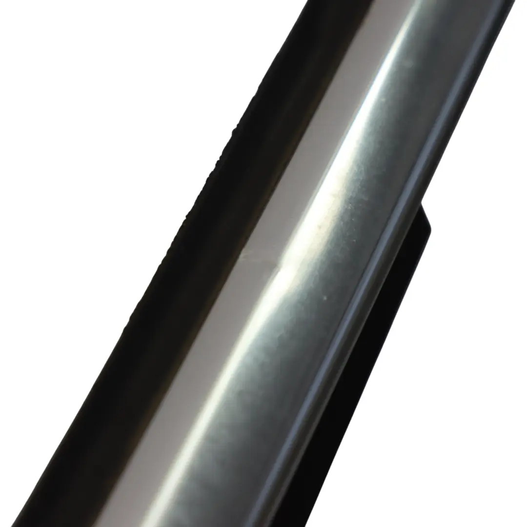 Joint vitre avant porte gauche Bande chromée pour VW Volkswagen New Beetle à propos du numéro de pièce 1Y0853955B VW Volkswagen New Beetle Joint vitre avant porte gauche Bande chromée - SKU 1Y0853955B - Numéro de pièce 1Y0853955B