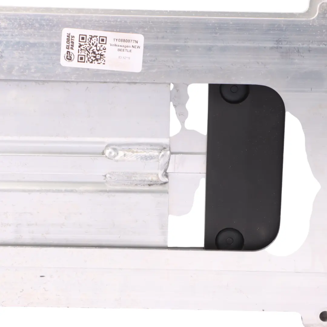 Bar antiribaltamento sinistra destra per Volkswagen New Beetle Cabriolet con numero di parte 1Y0880077N Volkswagen New Beetle Cabriolet Bar antiribaltamento sinistra destra - SKU 1Y0880077N - Numero di parte 1Y0880077N