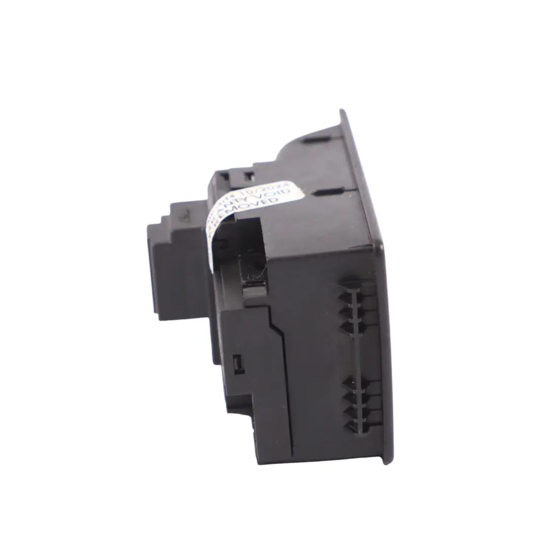 Interrupteur Ouverture Trappe Carburant Coffre pour Volkswagen New Beetle à propos du numéro de pièce 1Y0959551A Volkswagen New Beetle Interrupteur Ouverture Trappe Carburant Coffre - SKU 1Y0959551A - Numéro de pièce 1Y0959551A