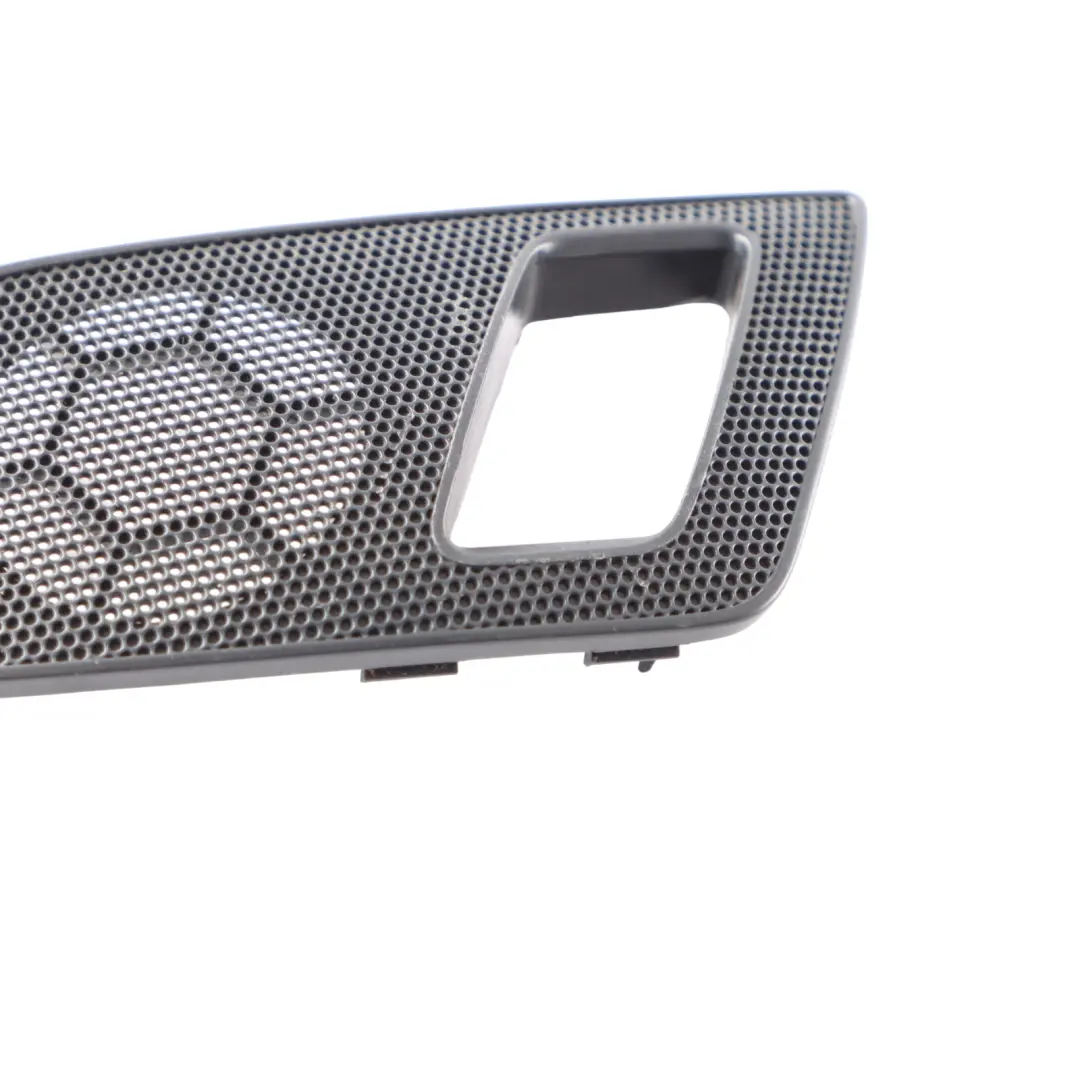 Tapa del Altavoz Trasero Izquierdo Panel de Tarjeta para Skoda Octavia II con número de pieza 1Z0868159A Skoda Octavia II Tapa del Altavoz Trasero Izquierdo Panel de Tarjeta - SKU 1Z0868159A - Número de pieza 1Z0868159A