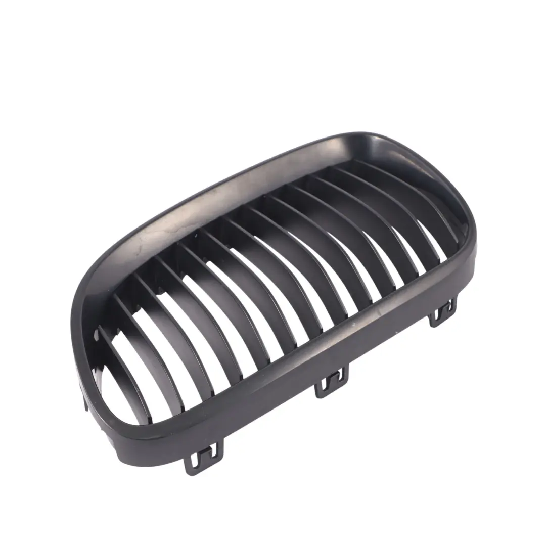 BMW E92 M Performance Garniture de calandre du pare chocs avant gauche - SKU 2158985 - Numéro de pièce 2158985