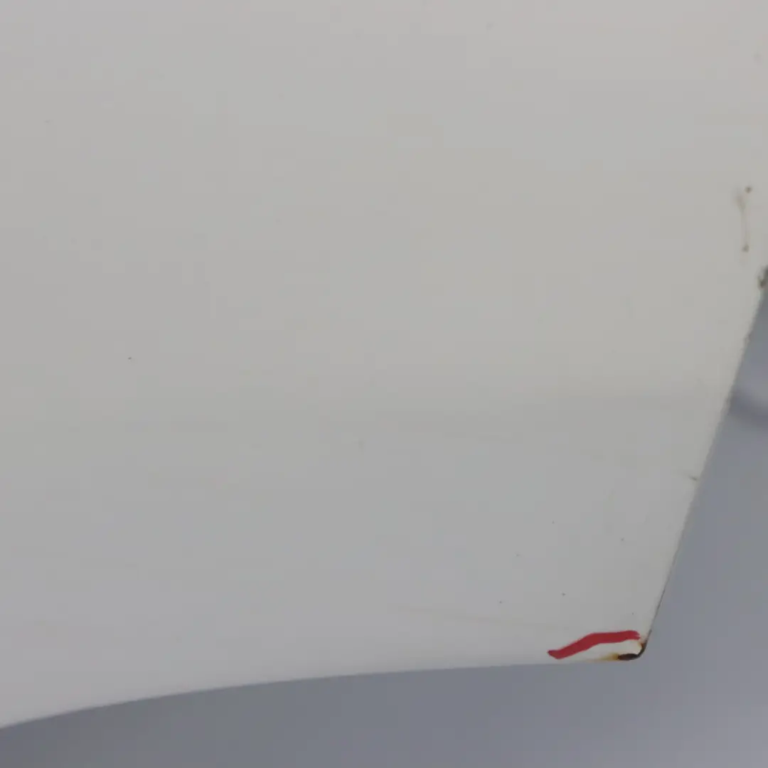 Puerta Trasera Izquierda Alpinweiss Alpine Blanco 3 - 300 para BMW X1 E84 con número de pieza 2993819 BMW X1 E84 Puerta Trasera Izquierda Alpinweiss Alpine Blanco 3 - 300 - SKU 2993819-AW - Número de pieza 2993819