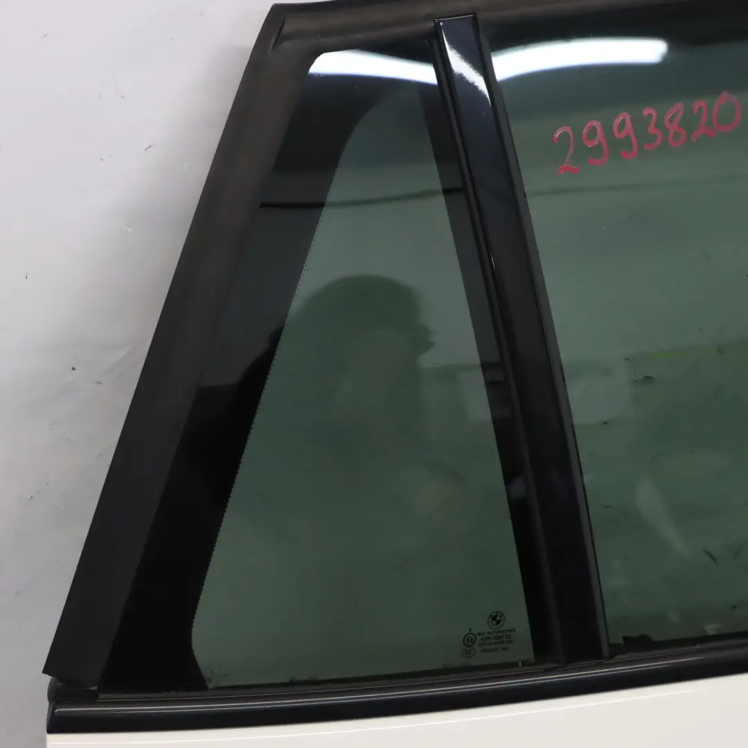 Arrière Droite Alpinweiss Blanc 3 - 300 pour BMW X1 E84 Porte à propos du numéro de pièce 2993820 BMW X1 E84 Porte Arrière Droite Alpinweiss Blanc 3 - 300 - SKU 2993820-AW - Numéro de pièce 2993820