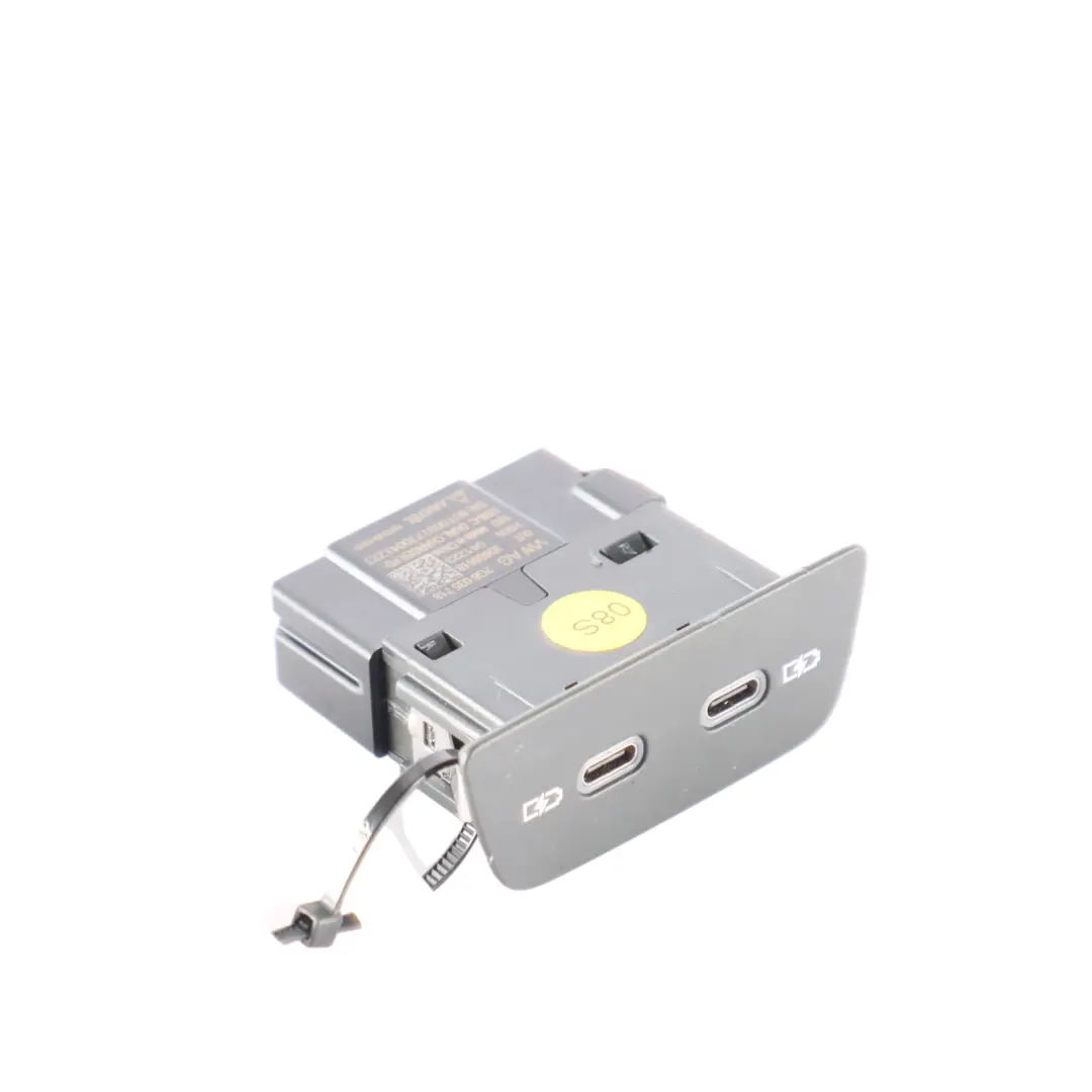 Volkswagen Golf Mk8 Toma De Carga Consola Central Trasera Puerto USB C - SKU 2G6035718 - Número de pieza 2G6035718