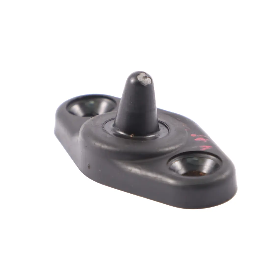 Mk3 2K Guía rodillo puerta corredera Clip superior para Volkswagen Caddy con número de pieza 2K0843841 Volkswagen Caddy Mk3 2K Guía rodillo puerta corredera Clip superior - SKU 2K0843841 - Número de pieza 2K0843841