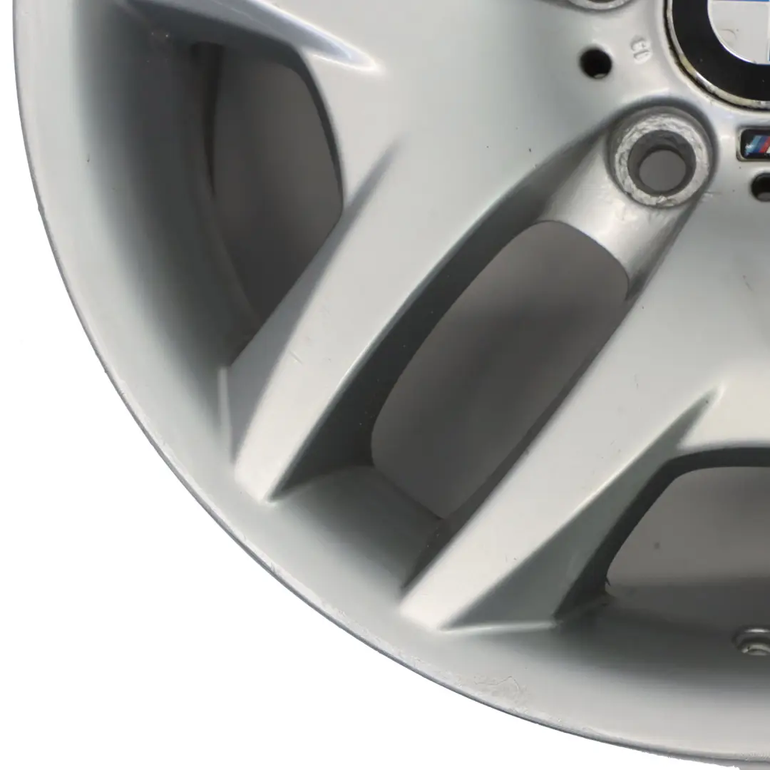 Cerchio posteriore in lega 18" 9J ET:51 M Doppie razze 192 per BMW X3 E83 con numero di parte 3415615 BMW X3 E83 Cerchio posteriore in lega 18" 9J ET:51 M Doppie razze 192 - SKU 3415615-3 - Numero di parte 3415615