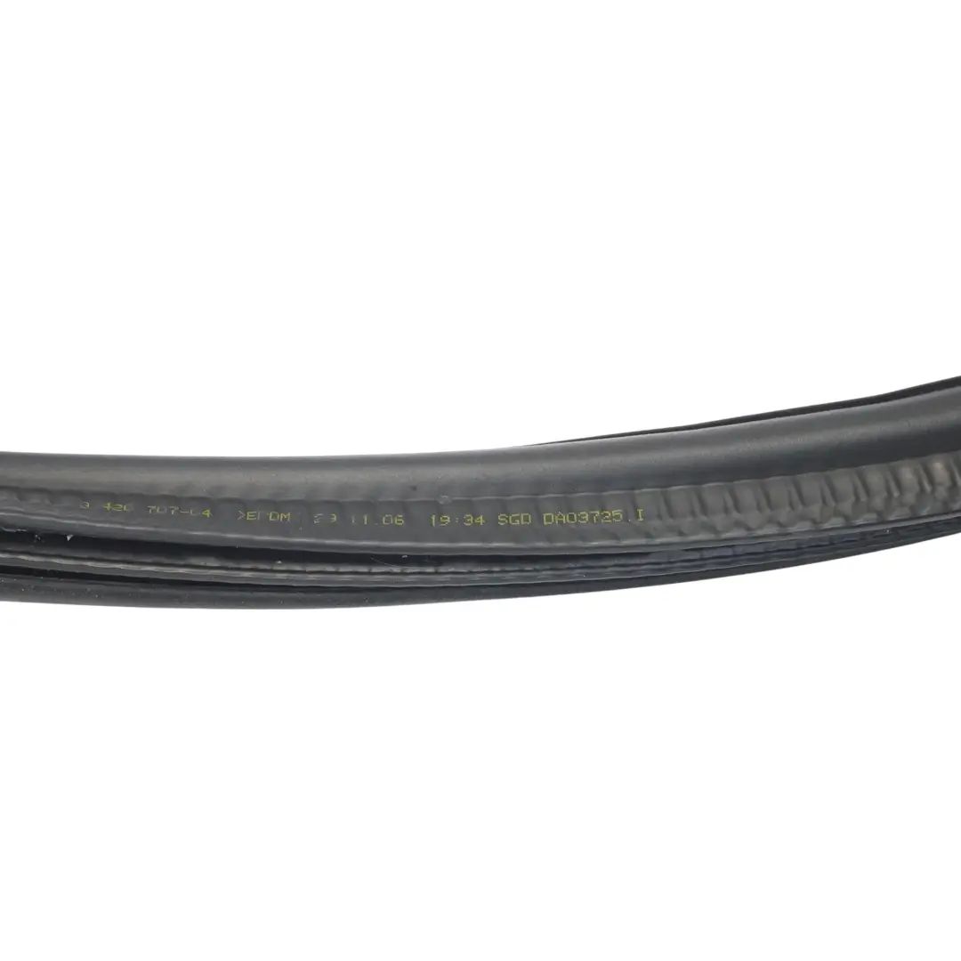 BMW Z4 E86 Coupe Tailgate Boot Lid Rubber Seal Gasket - SKU 3420707 - Part number 3420707