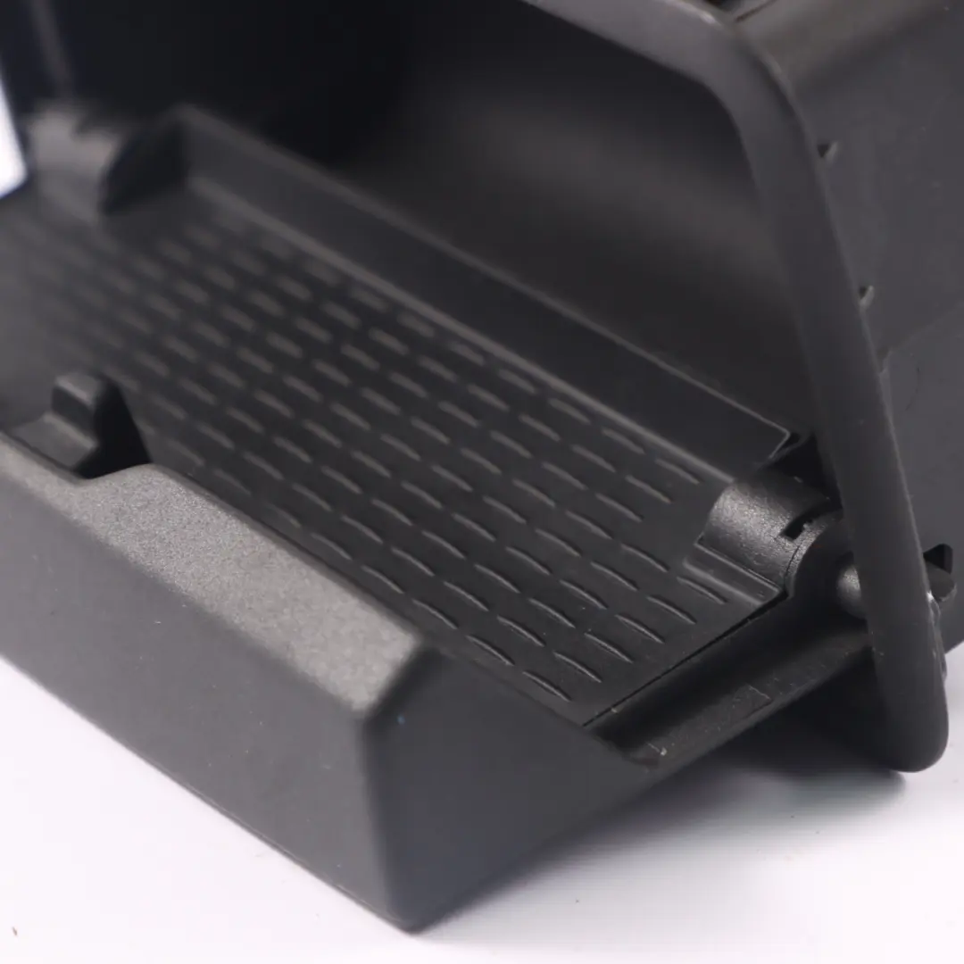 Compartiment de la garniture de toit Porte lunettes pour BMW Z4 E86 à propos du numéro de pièce 3427240 BMW Z4 E86 Compartiment de la garniture de toit Porte lunettes - SKU 3427240 - Numéro de pièce 3427240