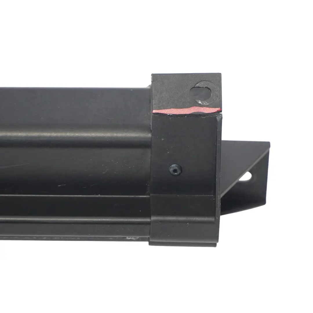 Coupé Ripiano posteriore per pacchi Rullo di protezione per BMW Z4 E86 con numero di parte 3427269 BMW Z4 E86 Coupé Ripiano posteriore per pacchi Rullo di protezione - SKU 3427269 - Numero di parte 3427269