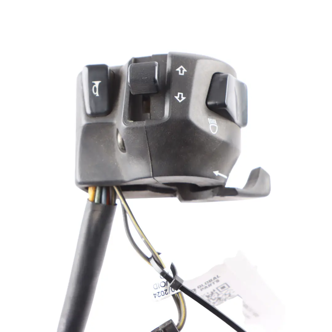 Suzuki SV650 Handlebar Switch Front Right O/S Switch Unit 37400-23E10-000 - SKU 3740023E10000 - Part number 3740023E10000