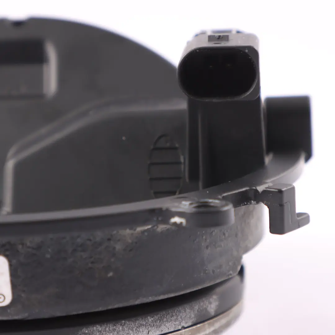 VW Golf V 1K Tapa maletero Portón trasero Emblema Manija Interruptor - SKU 3C5827469D - Número de pieza 3C5827469D