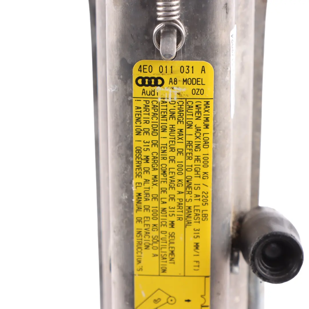Emergency Car Lifting Jack Tool to Audi A8 S8 D3 with Part number 4E0011031A Audi A8 S8 D3 Emergency Car Lifting Jack Tool - SKU 4E0011031A - Part number 4E0011031A