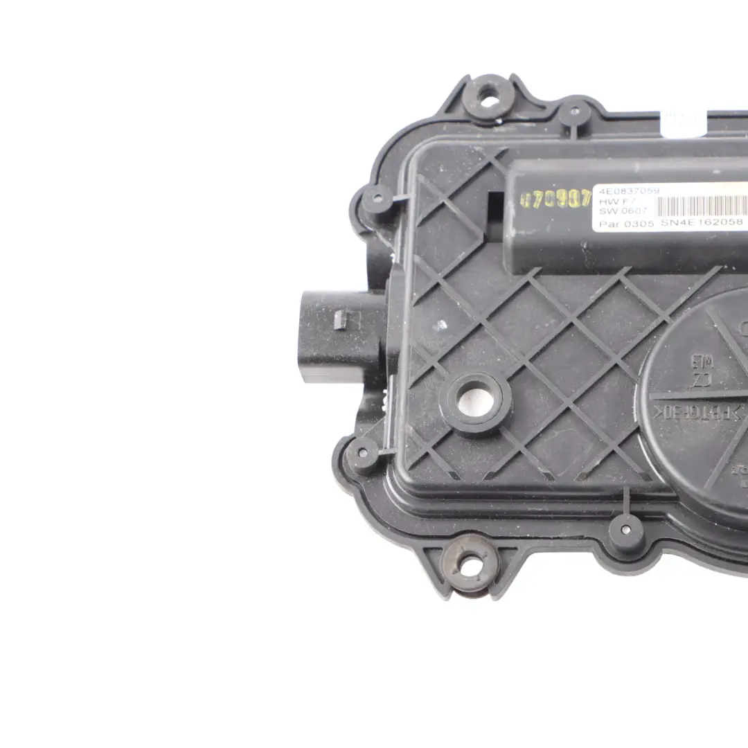 Qua Soft Close Tür Motor Aktuator Vorne Hinten für Audi S8 V10 mit Teilenummer 4E0837059 Audi S8 V10 Qua Soft Close Tür Motor Aktuator Vorne Hinten - SKU 4E0837059 - Teilenummer 4E0837059
