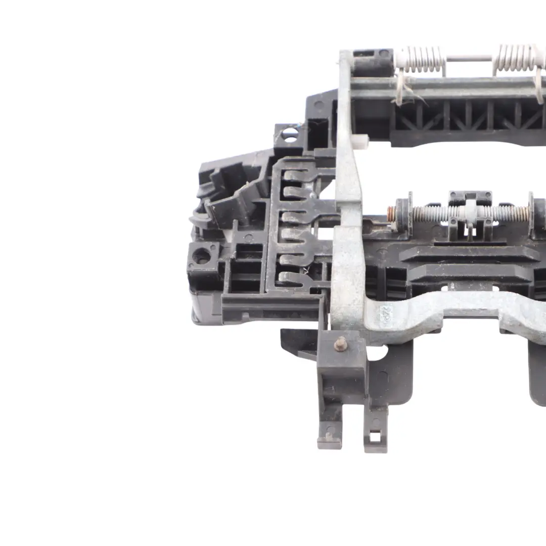 Qua Exterior Door Grab Handle Support Bar Mount Left N/S to Audi S8 V10 with Part number 4E0839885E Audi S8 V10 Qua Exterior Door Grab Handle Support Bar Mount Left N/S - SKU 4E0839885E - Part number 4E0839885E