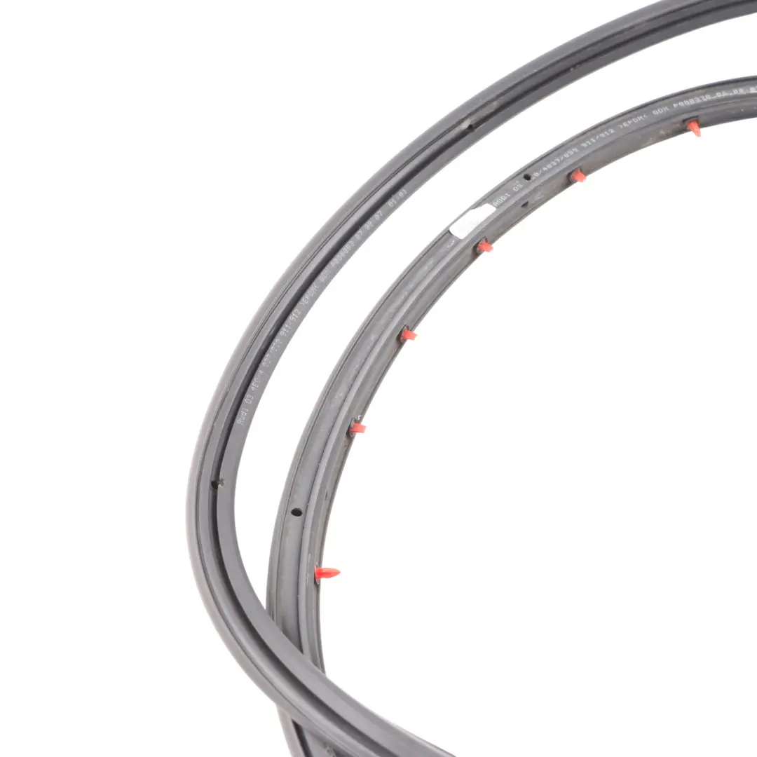 Qua Rear Door Seal Rubber Right O/S Inner Gasket to Audi S8 V10 with Part number 4E0839911L Audi S8 V10 Qua Rear Door Seal Rubber Right O/S Inner Gasket - SKU 4E0839911L - Part number 4E0839911L